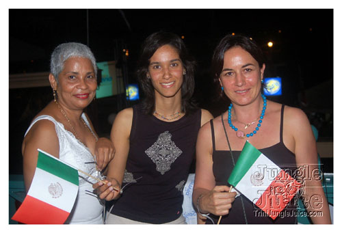 trini_revellers_2k8_launch-003