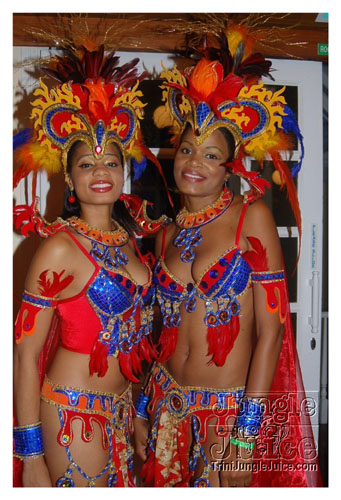trini_revellers_2k8_launch-007