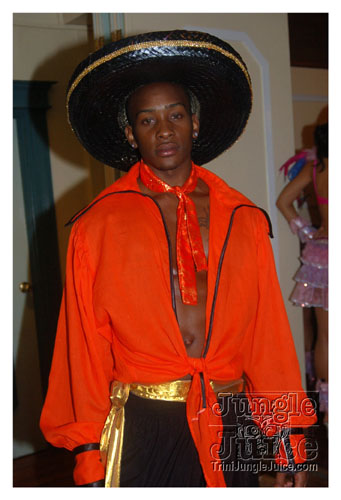 trini_revellers_2k8_launch-010