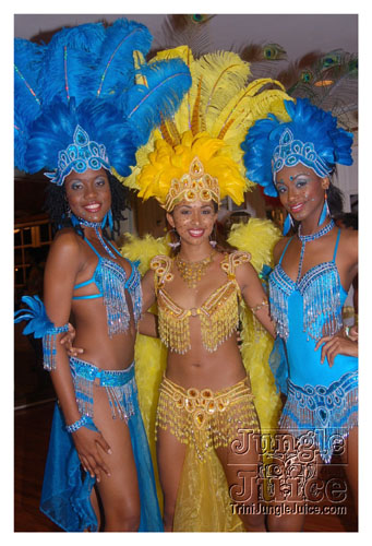 trini_revellers_2k8_launch-013