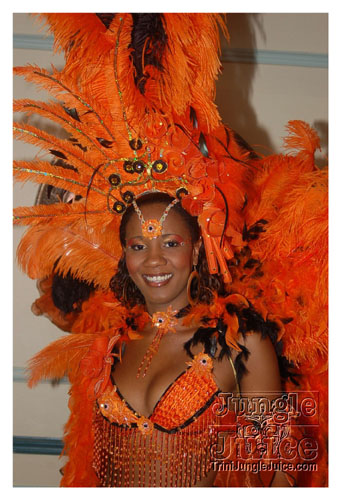 trini_revellers_2k8_launch-017