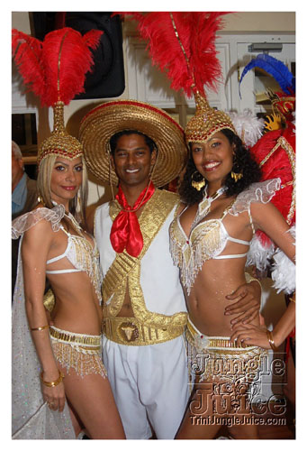 trini_revellers_2k8_launch-018