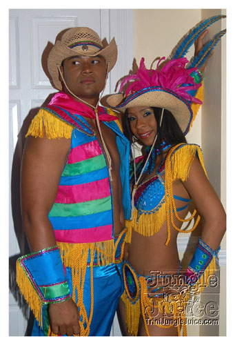 trini_revellers_2k8_launch-029