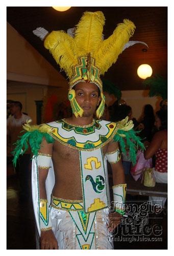 trini_revellers_2k8_launch-033