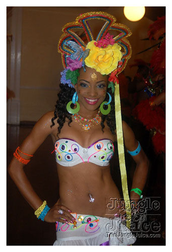 trini_revellers_2k8_launch-035