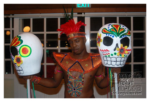 trini_revellers_2k8_launch-037