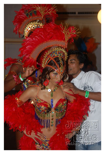 trini_revellers_2k8_launch-038