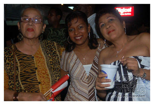 trini_revellers_2k8_launch-049