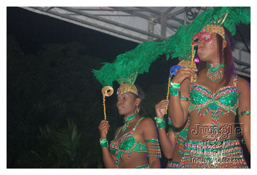 trini_revellers_2k8_launch-071