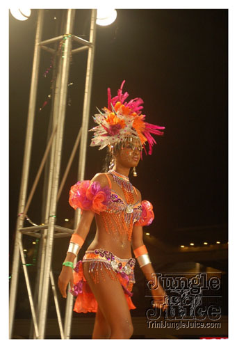 trini_revellers_2k8_launch-102