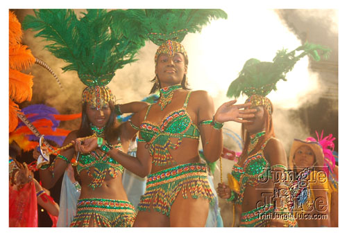 trini_revellers_2k8_launch-182