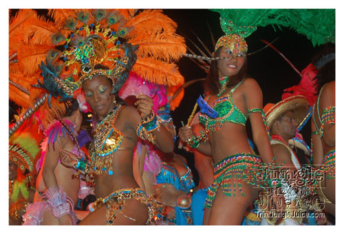 trini_revellers_2k8_launch-184