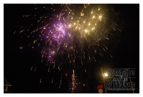 trini_revellers_2k8_launch-195