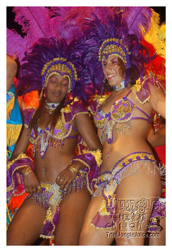 trini_revellers_2k8_launch-204