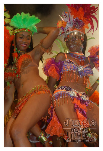 trini_revellers_2k8_launch-211