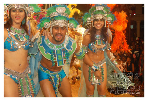 trini_revellers_2k8_launch-220