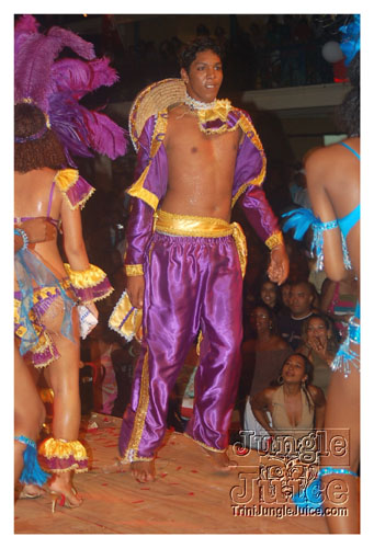 trini_revellers_2k8_launch-222