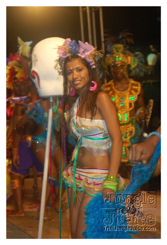 trini_revellers_2k8_launch-224