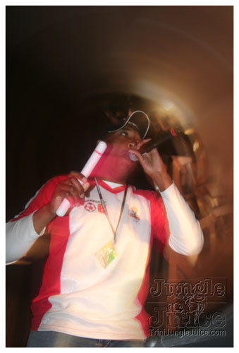 tune_in_2007_machelmontano-002