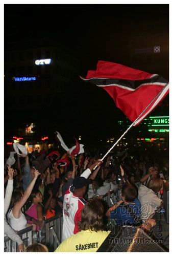 tune_in_2007_machelmontano-004