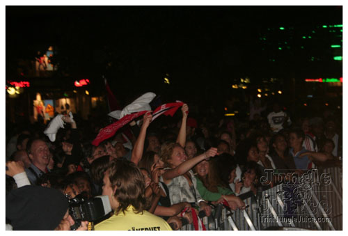 tune_in_2007_machelmontano-017