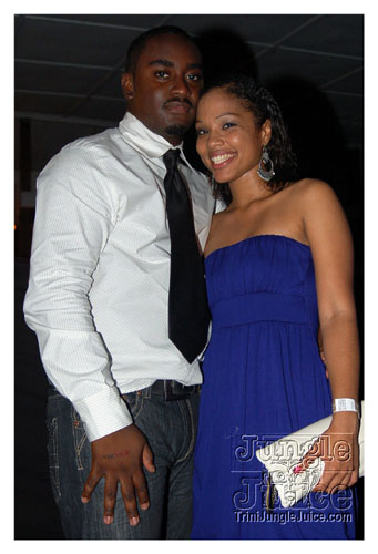 under_the_mistletoe_2007-024