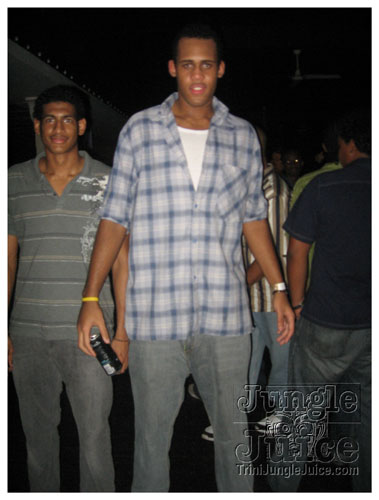 under_the_mistletoe_2007-045