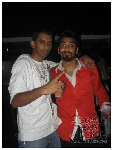 under_the_mistletoe_2007-074