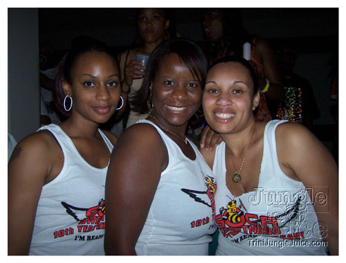 weakness_for_sweetness-003