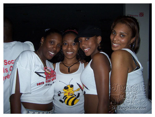 weakness_for_sweetness-014