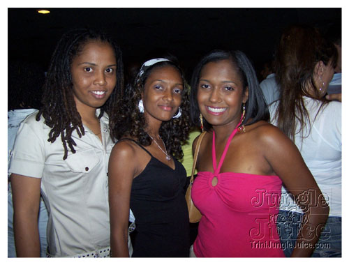 weakness_for_sweetness-040