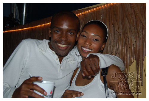 white_out_side_pt2-011