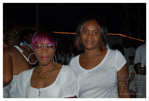 white_out_side_pt2-024