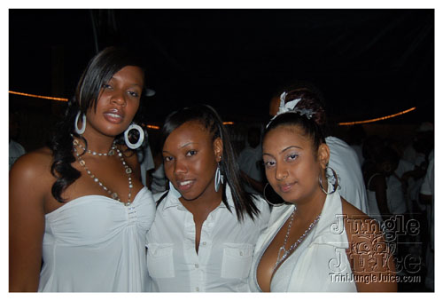 white_out_side_pt2-026