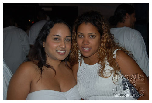 white_out_side_pt2-040