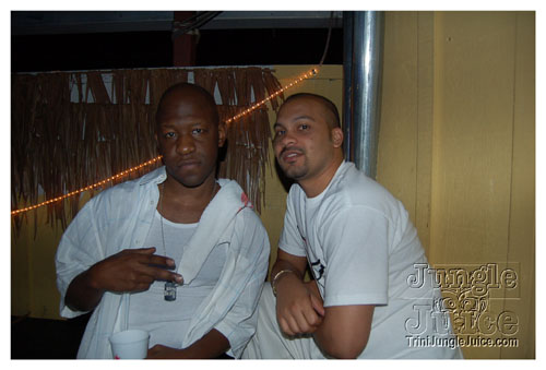 white_out_side_pt2-050