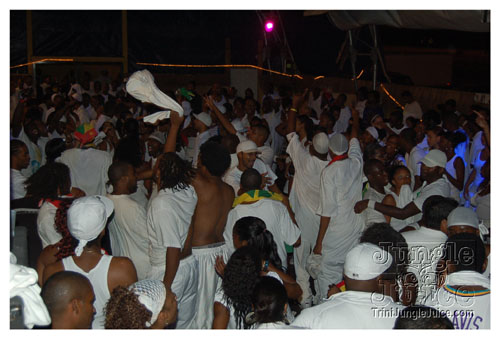 white_out_side_pt2-082