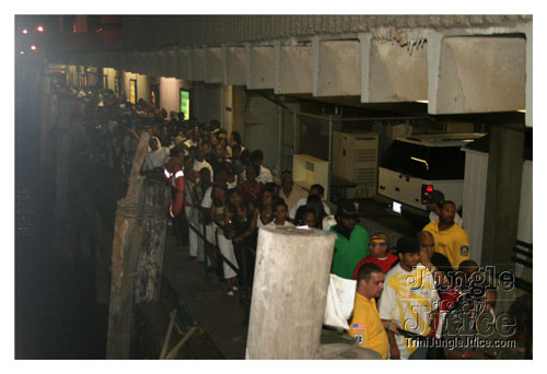 wuk_and_wine_boatride-002