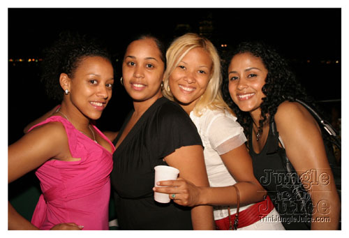 wuk_and_wine_boatride-013