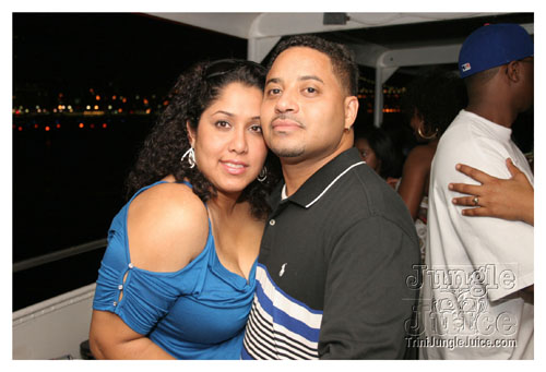 wuk_and_wine_boatride-015