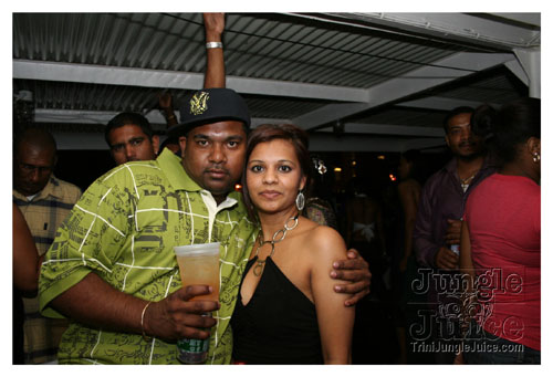 wuk_and_wine_boatride-019