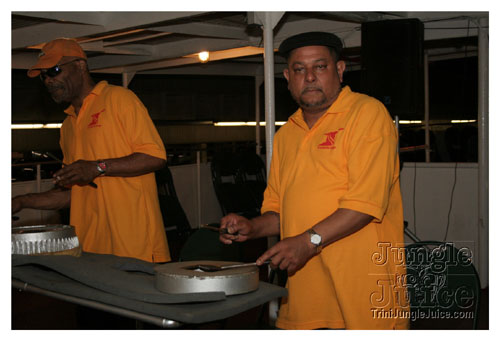 wuk_and_wine_boatride-022