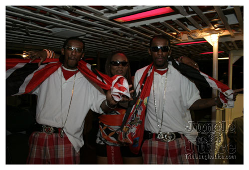 wuk_and_wine_boatride-038