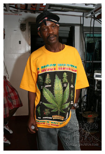 wuk_and_wine_boatride-055