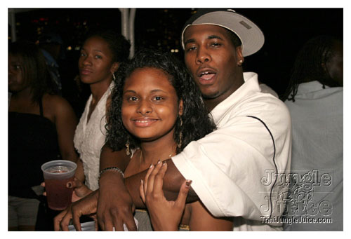 wuk_and_wine_boatride-076