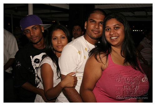 wuk_and_wine_boatride-077