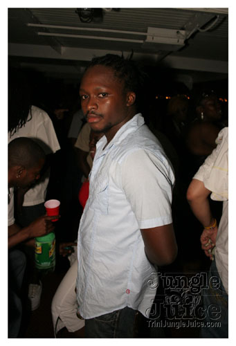 wuk_and_wine_boatride-103