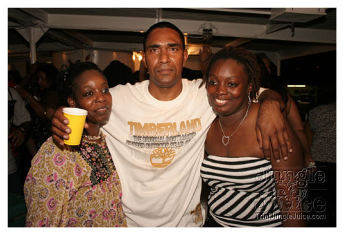 wuk_and_wine_boatride-145