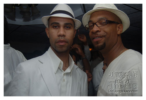 xclusv_creamsicle_2007-013