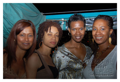 xclusv_creamsicle_2007-027